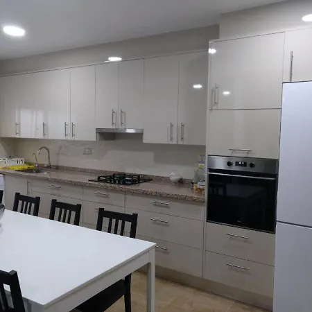 Chalet Jardin Del Mar تورّيفيِخا