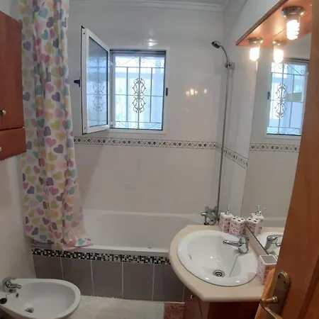 Chalet Jardin Del Mar بيت للعطل تورّيفيِخا