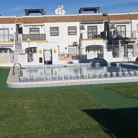 Chalet Jardin Del Mar * تورّيفيِخا